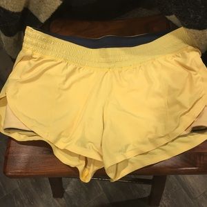 Lulu lemon shorts size 6